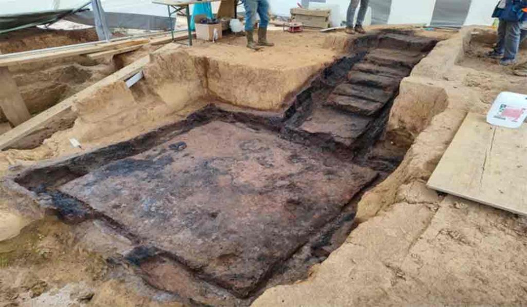 A Roman Wooden Cellar Unearthed in Frankfurt’s Nida