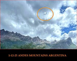 ALIEN CRAFT PHOTOGRAPHED OVER THE ANDES MOUNTAINS