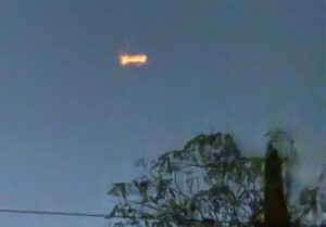 INCDREDIBLE PHOTO OF AN ALIEN CRAFT OVER STOCKTON CALIFORNIA