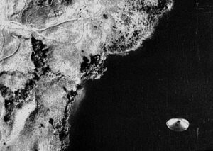 MAPPING PLANE TOOK THIS PHOTO OF AN ALIEN CRAFT IN COSTA RICA