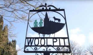 Do descendants of the mysterious Green Children of Woolpit exist today?