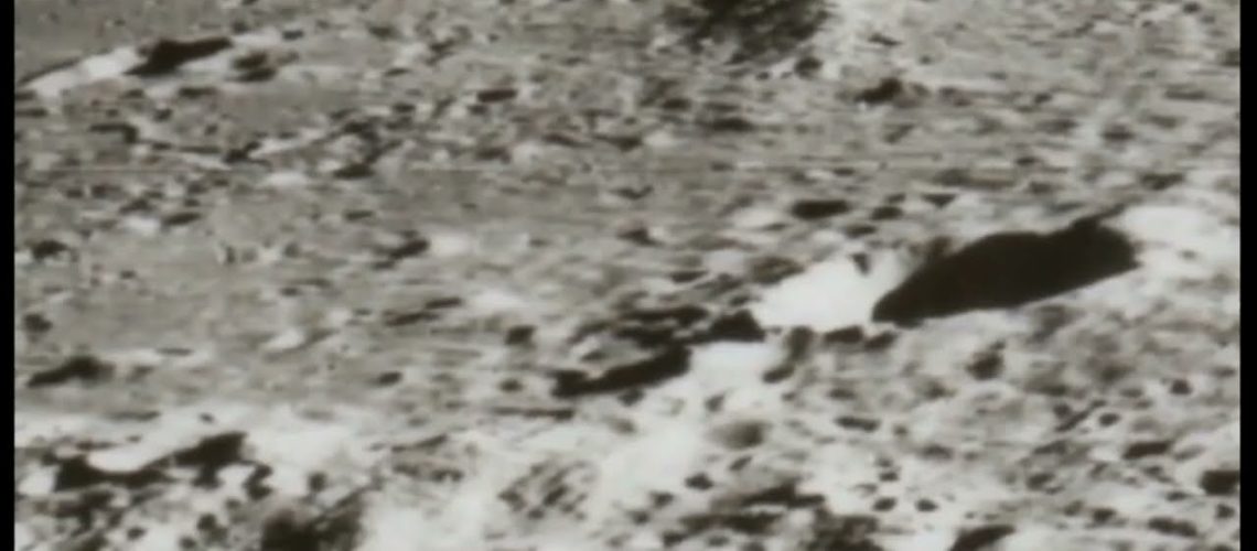1761315428_maxresdefault_live.jpg