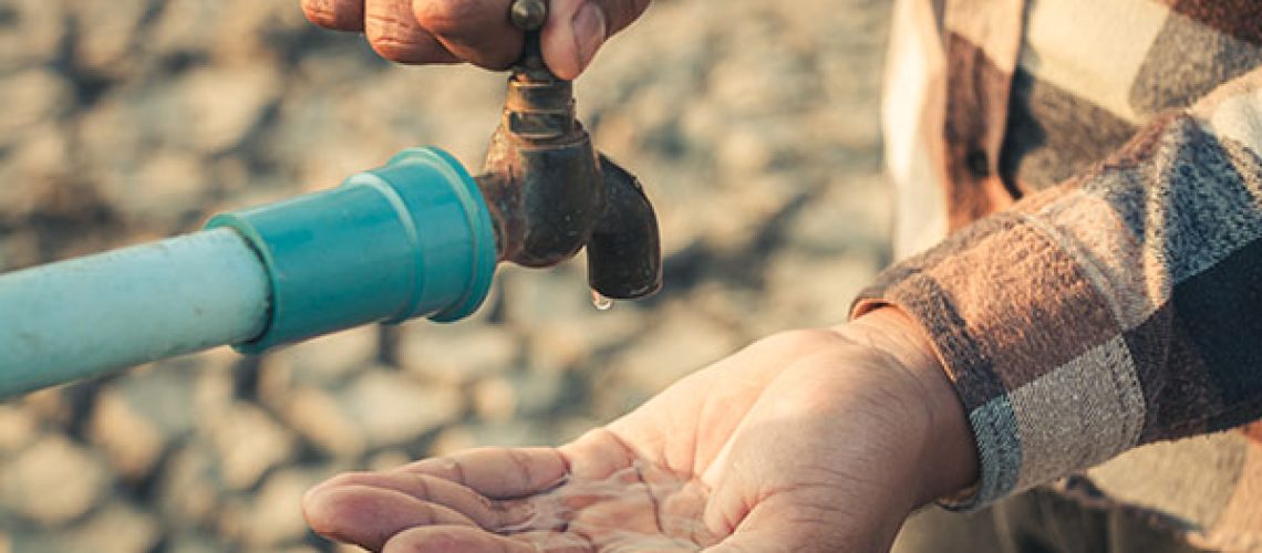 Hand-for-drinking-water-to-live-through-drought-1.jpeg
