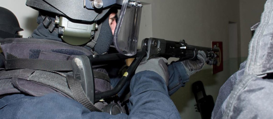 Police-Raid-Training-Weapons.jpg