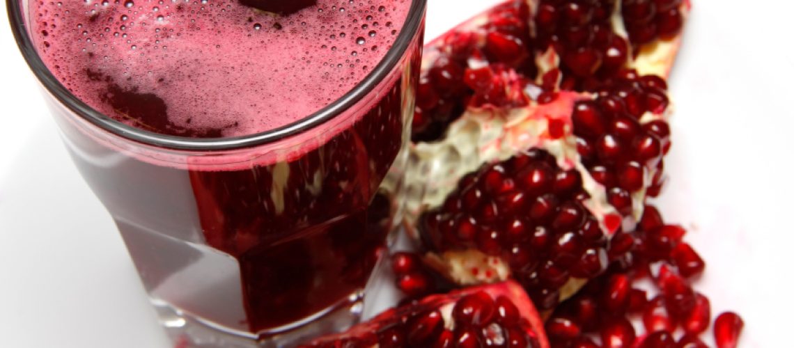 Pomegranate-Juice-Seeds-Glass-Healthy.jpg