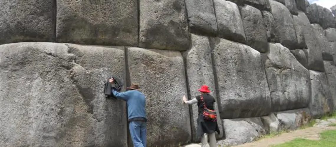 Sacsayhuaman-1.jpg Sacsayhuaman-1.jpg