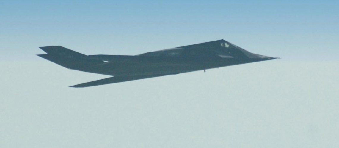 Stealth-Bomber-Airplane-Spy.jpg