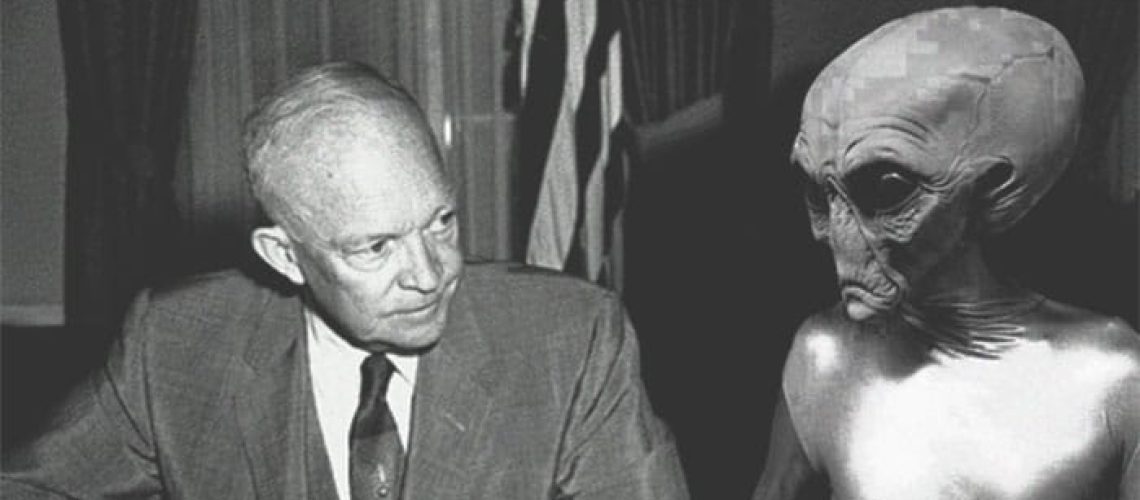 eisenhower-with-an-alien-1.jpg