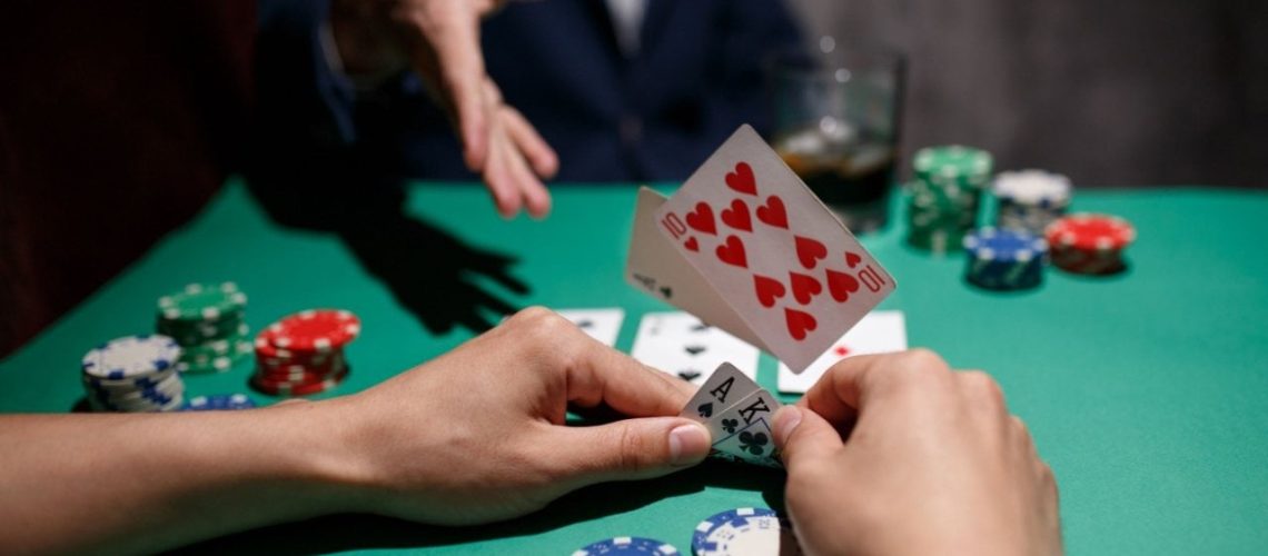 fold-poker.jpg