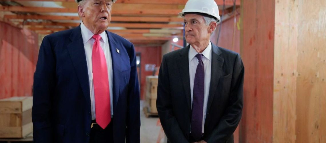trump-visits-the-federal-reserve-headquarters.jpg